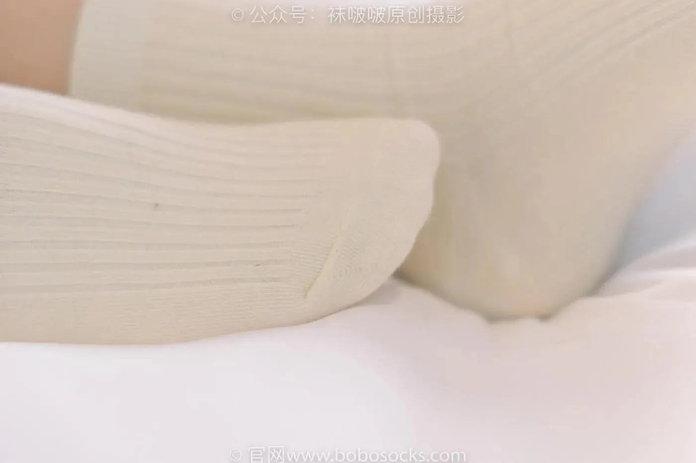 [BoBoSocks袜啵啵]NO.176 小安-运动鞋、白棉袜、裸足 [138P]插图7